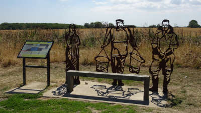 Portrait Bench Portrait Bench
